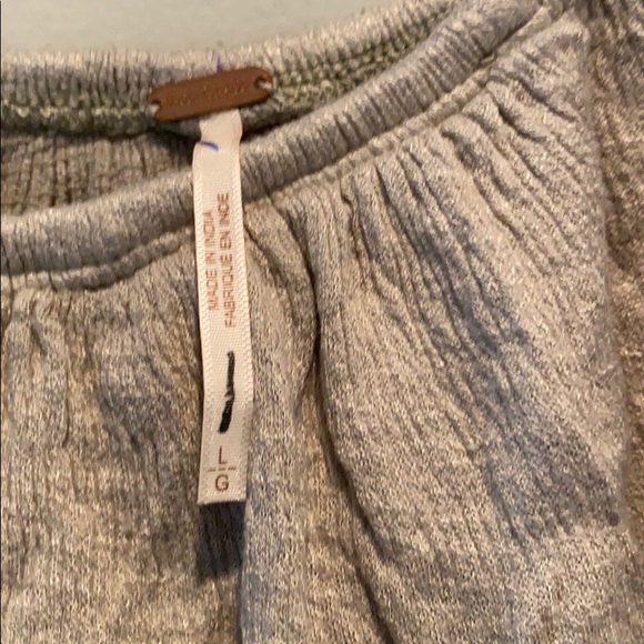 New Free People Cora Lee off shoulder top L - Picture 3 of 3